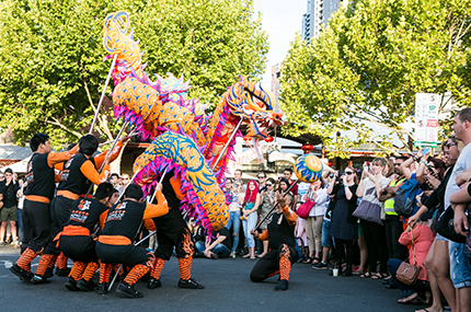 dragon dance, queen victoria night market, cny